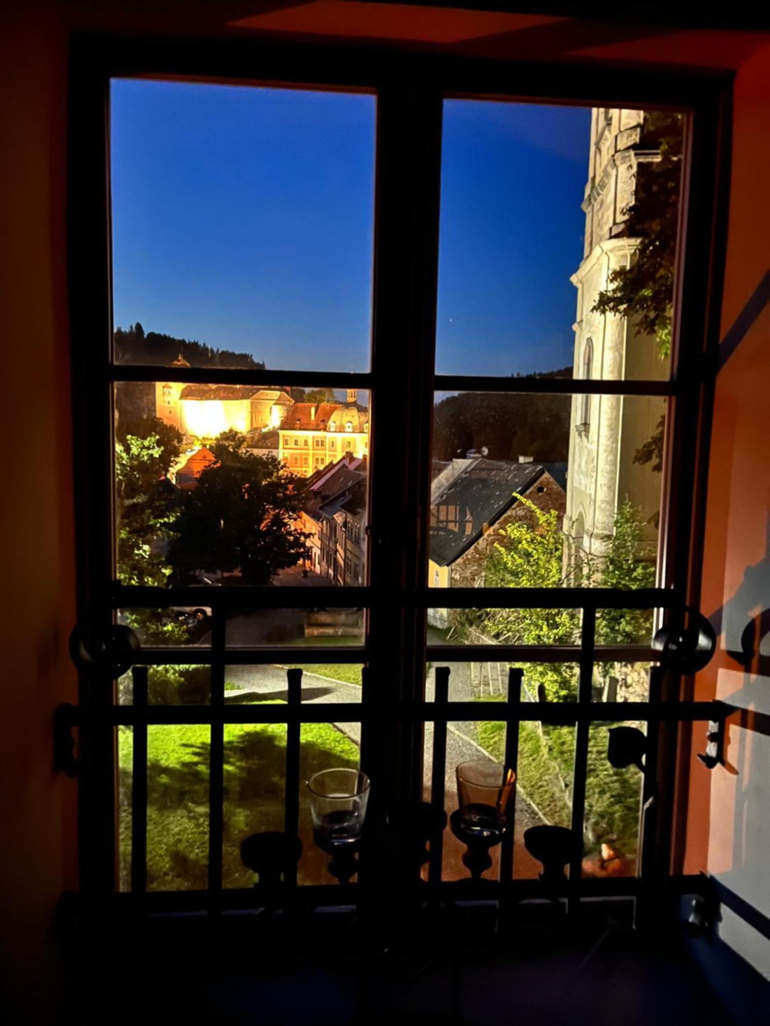 Na Nebi 187 Aparthotel Becov nad Teplou Exterior photo